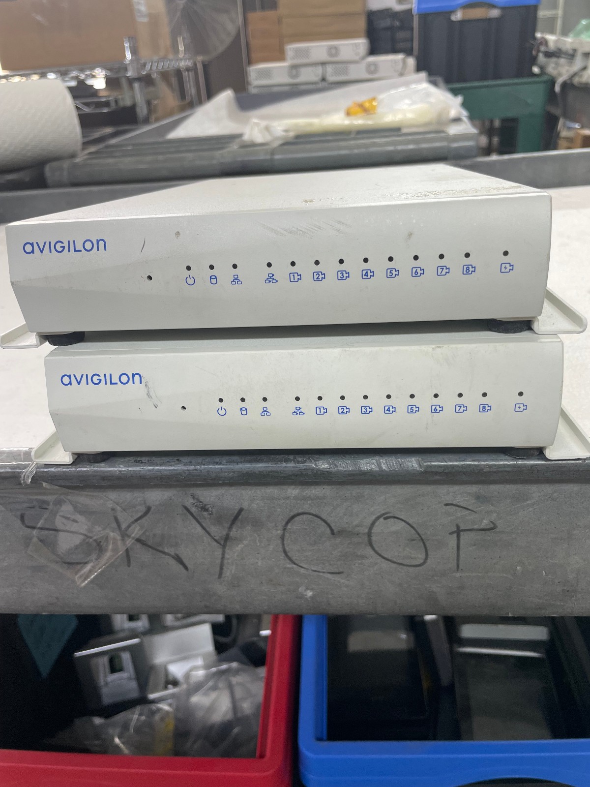 Avigilon VMA-ENVR1-8P4A-NA (8) Port Appliance/ USED WORKS PERFECT(2) PRICED EA