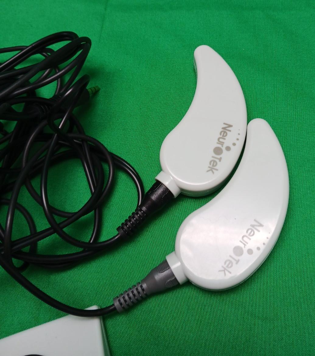 NeuroTek Advanced Tac With Large Tactile Pulsers and Headset Untested