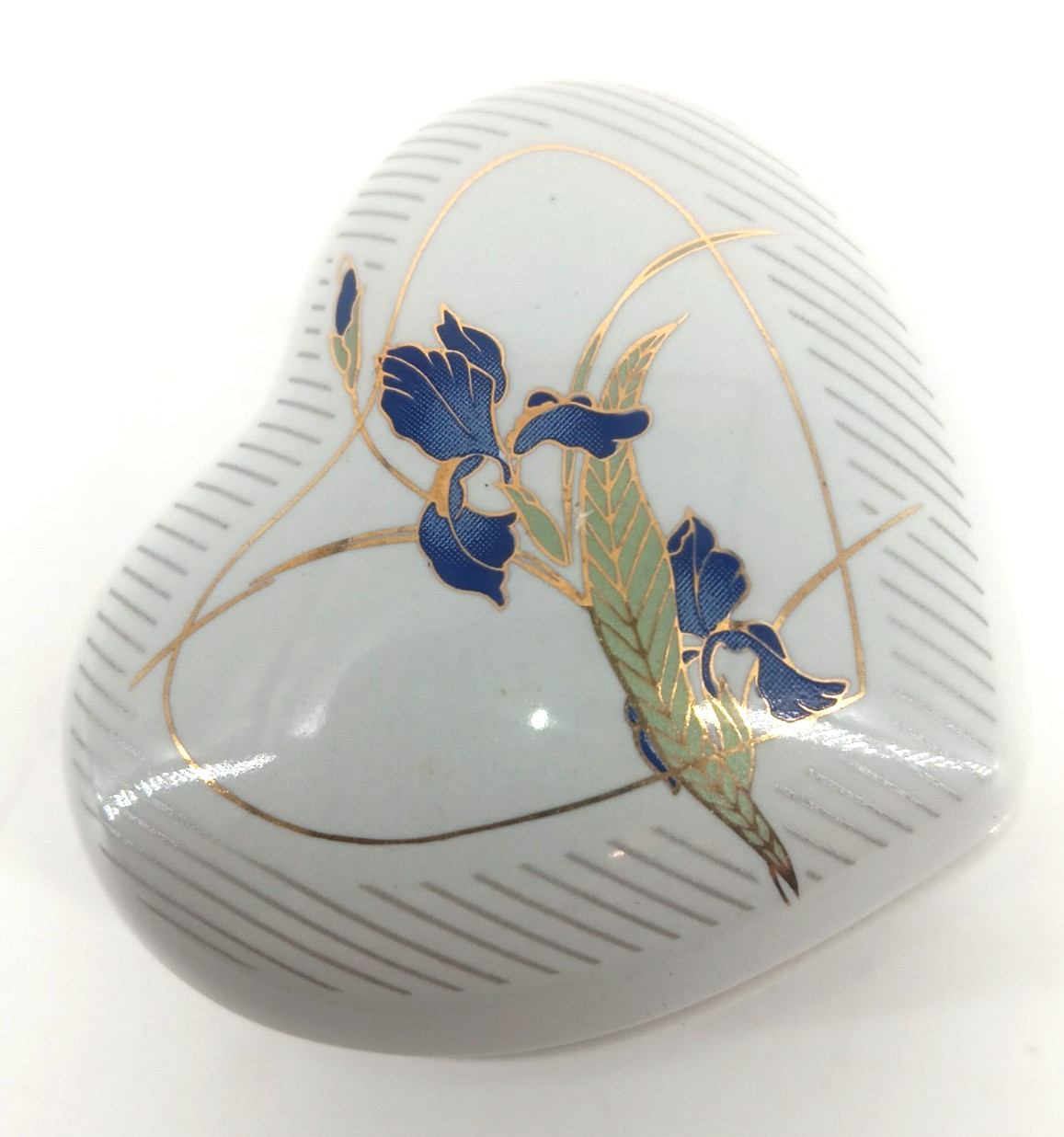 Beautiful Grand Iris Otagiri Japan Floral Heart Shaped Trinket Box With Lid