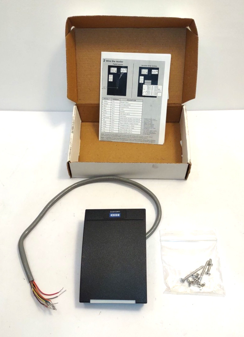 HID multiCLASS SE RP40 Wall Switch Reader RP40E 920PMNNEKEA0CG