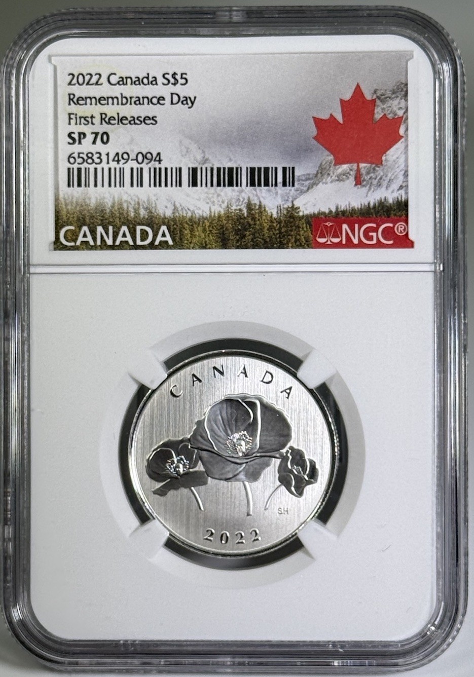 2022 $5 CANADA SILVER REMEMBRANCE DAY POPPY NGC SP70 FIRST RELEASES