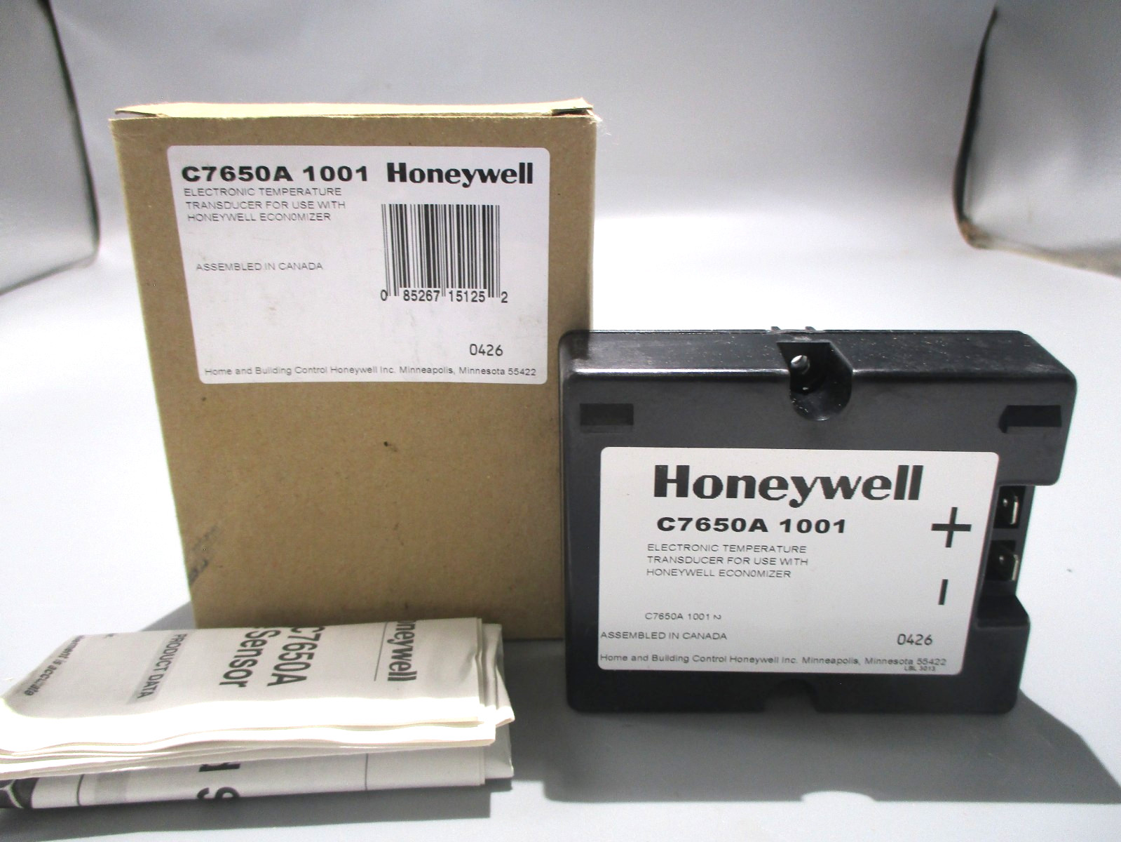 NEW HONEYWELL C7650A-1001 ELECTTTTRONIC TEMPERATURE TRANSDUCER