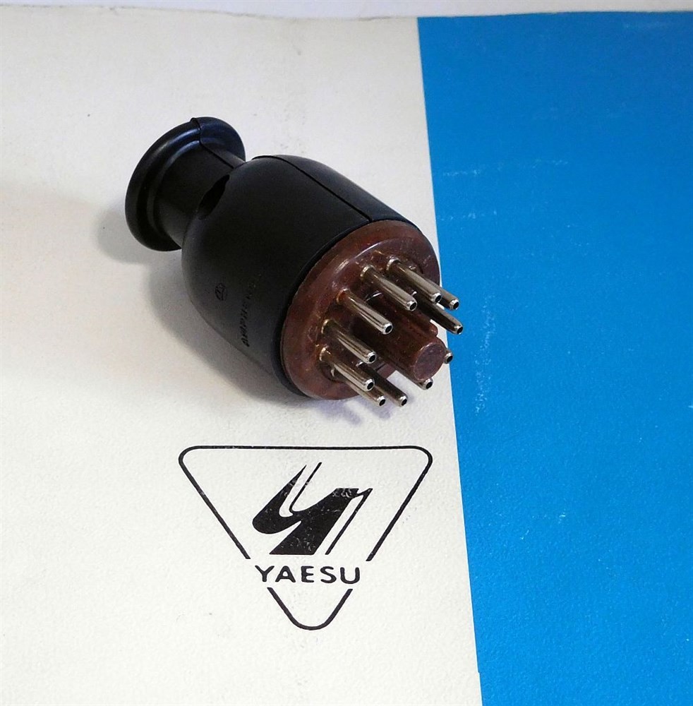 HARD TO FIND 11 PIN CONNECTOR FOR YAESU TRANSCEIVERS