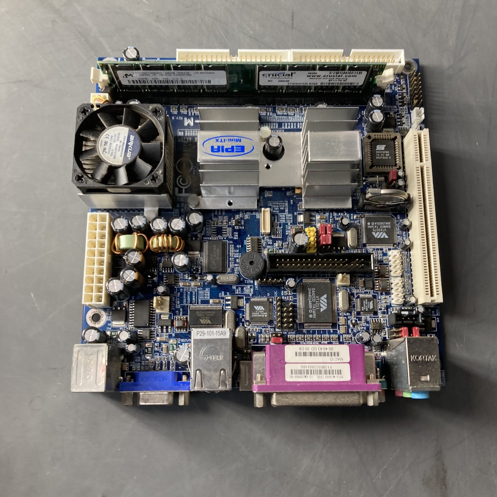 EPIA-M10000 LVDS MINI-ITX motherboard Via C3 Processor 1GHz 256MB RAM