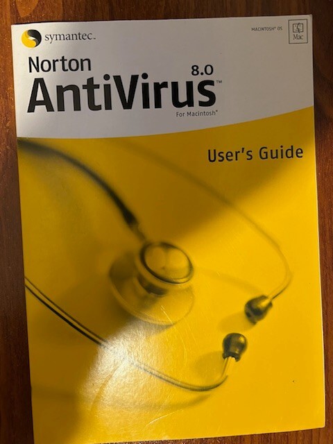 Vintage Norton Antivirus 8.0 Macintosh OS User's Guide Used Free Shipping