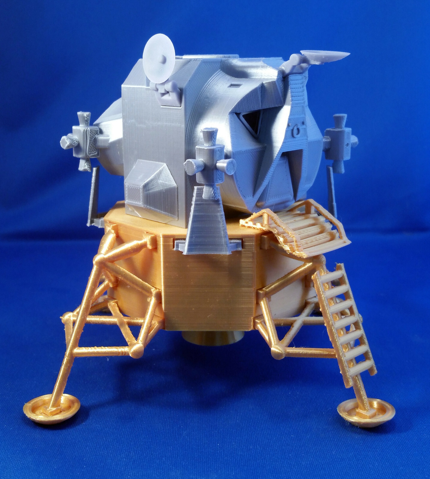 Apollo 11 Lunar Module Model (Fully Assembled) in 1/48 Scale