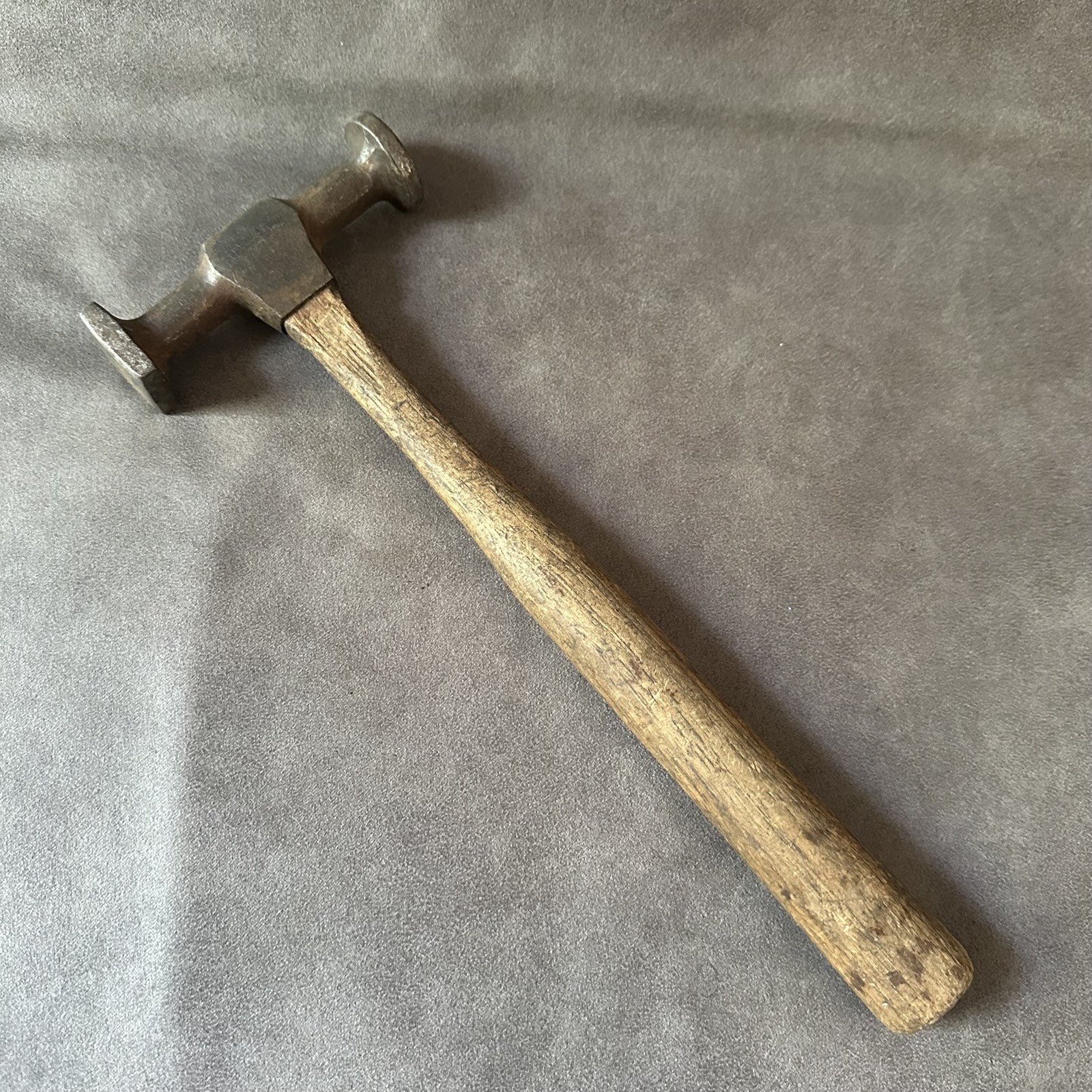 VINTAGE STANLEY AUTO BODY REPAIR PANEL BEATING SHRINKING HAMMER HAND TOOL