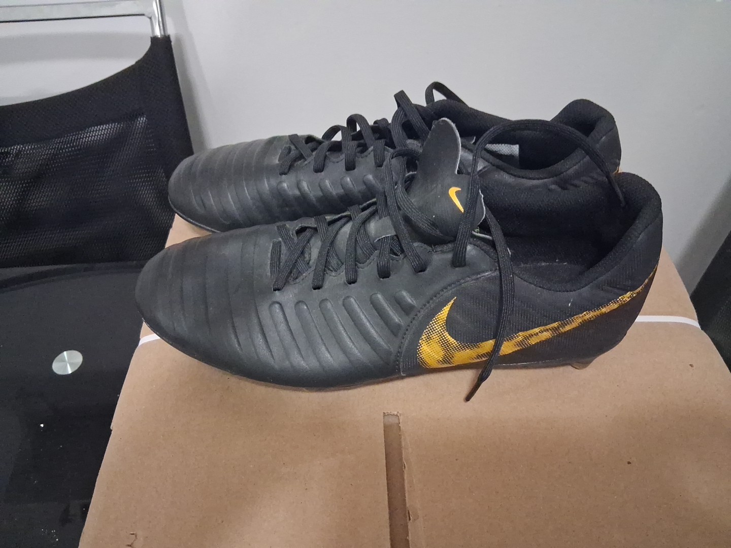 Nike Soccer Shoes Size 10