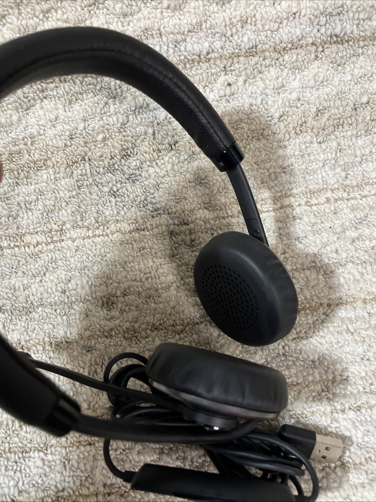 Plantronics BLACKWIRE C520 USB Headband Headset