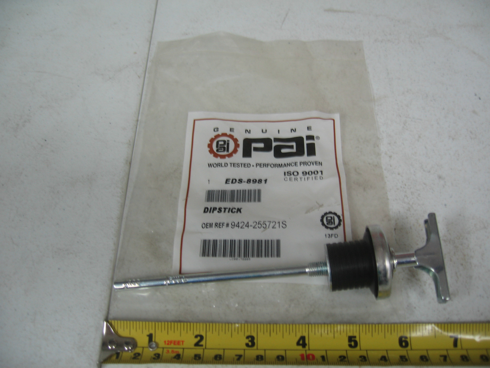 Semi Truck Power Steering Reservoir Dipstick # EDS-8981 Ref.# Fleetguard 255721S