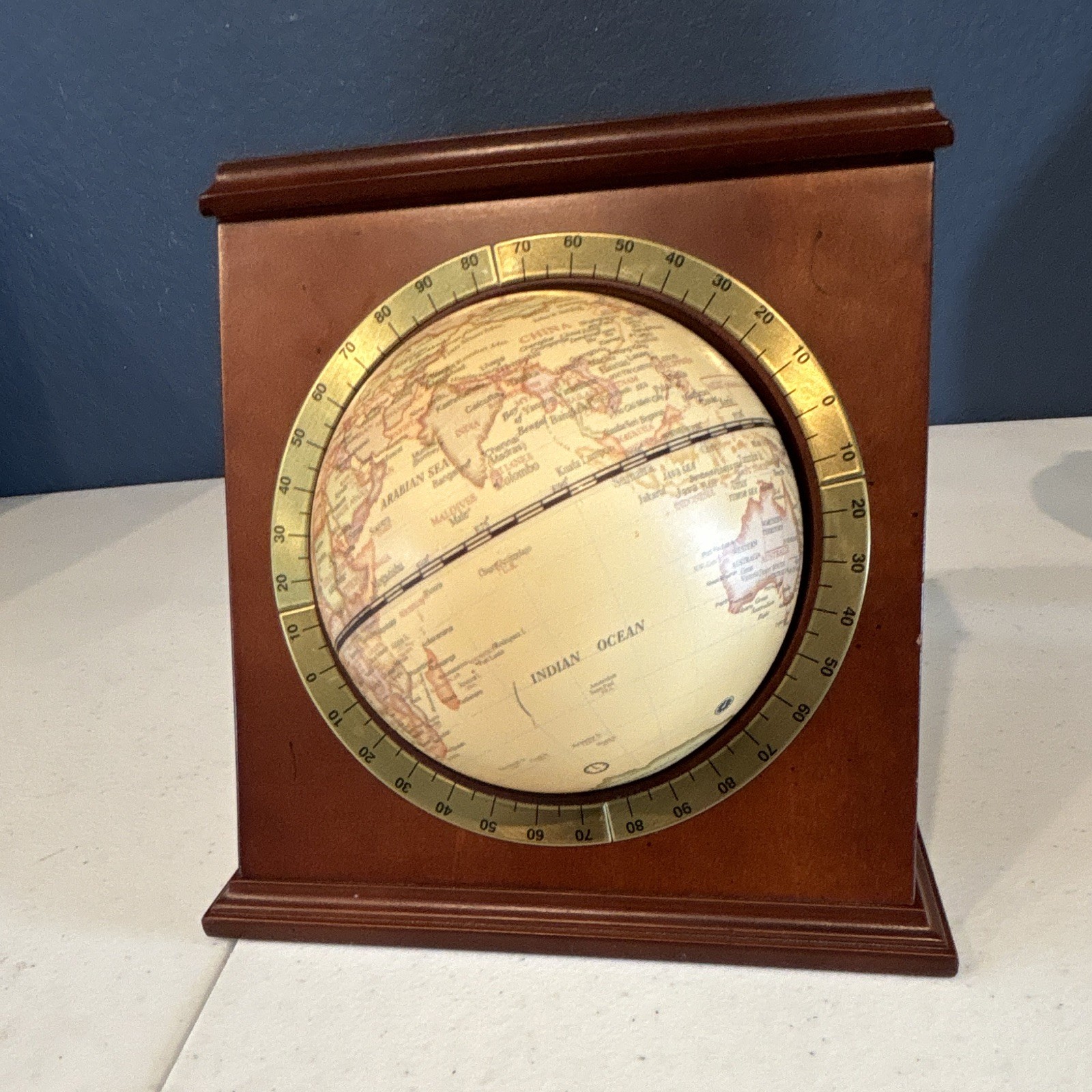 Bombay 094 z26 Rotating Tabletop Decorative Globe Wood Base, Small Brown/Beige