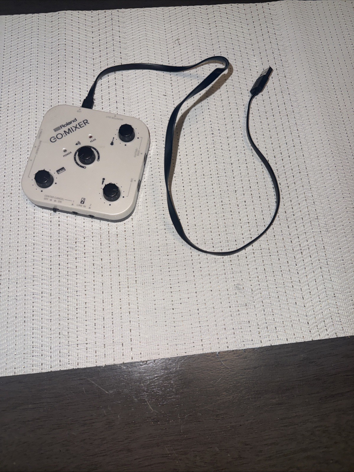 Roland GO:MIXER Audio Interface White Good Condition Used Music Guitar recording