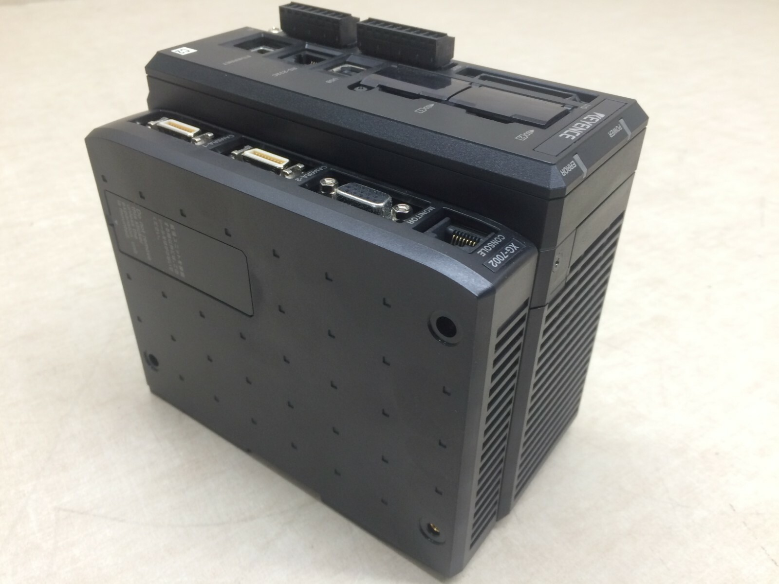 Keyence XG-7002 Camera Controller Console Multi- Camera Imaging