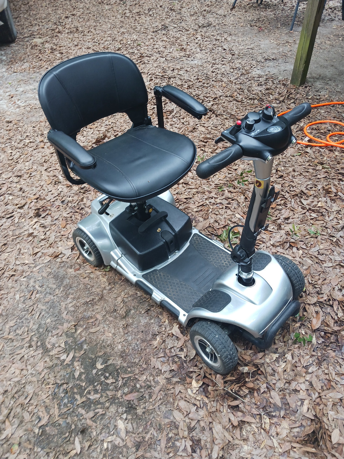Vive 4 Wheel Mobility Scooter