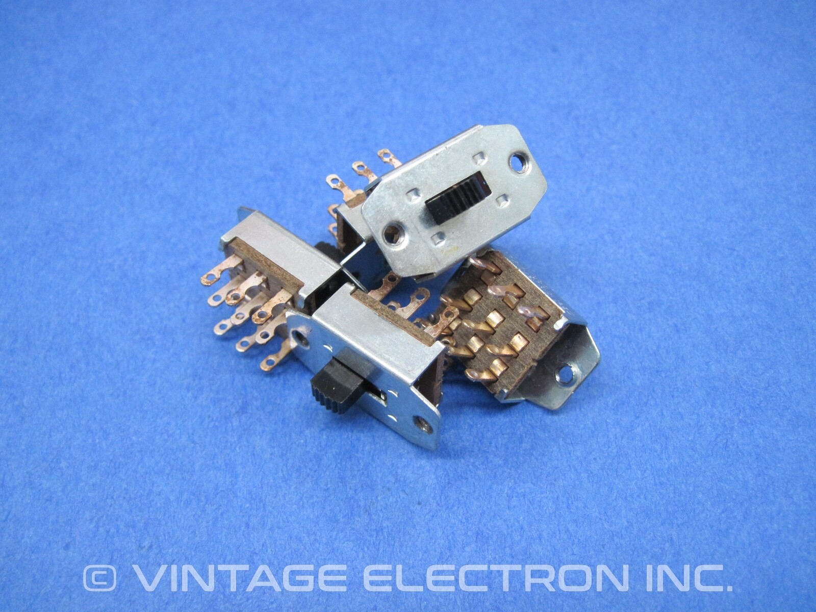 (5) NOS 3PDT Slide Switches: CW Industries (USA) 0.5A DC, 3A AC, 125V (GF-161)