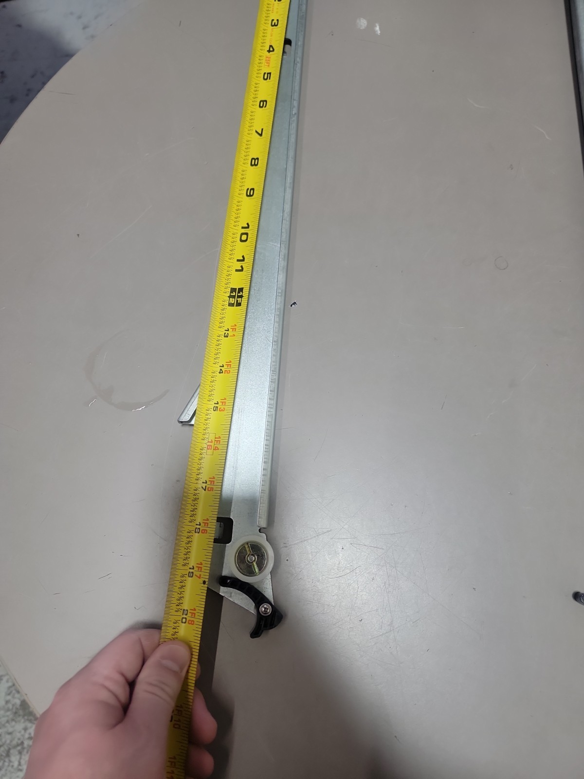 TCN Vending Machine Rails To Hold Shelf