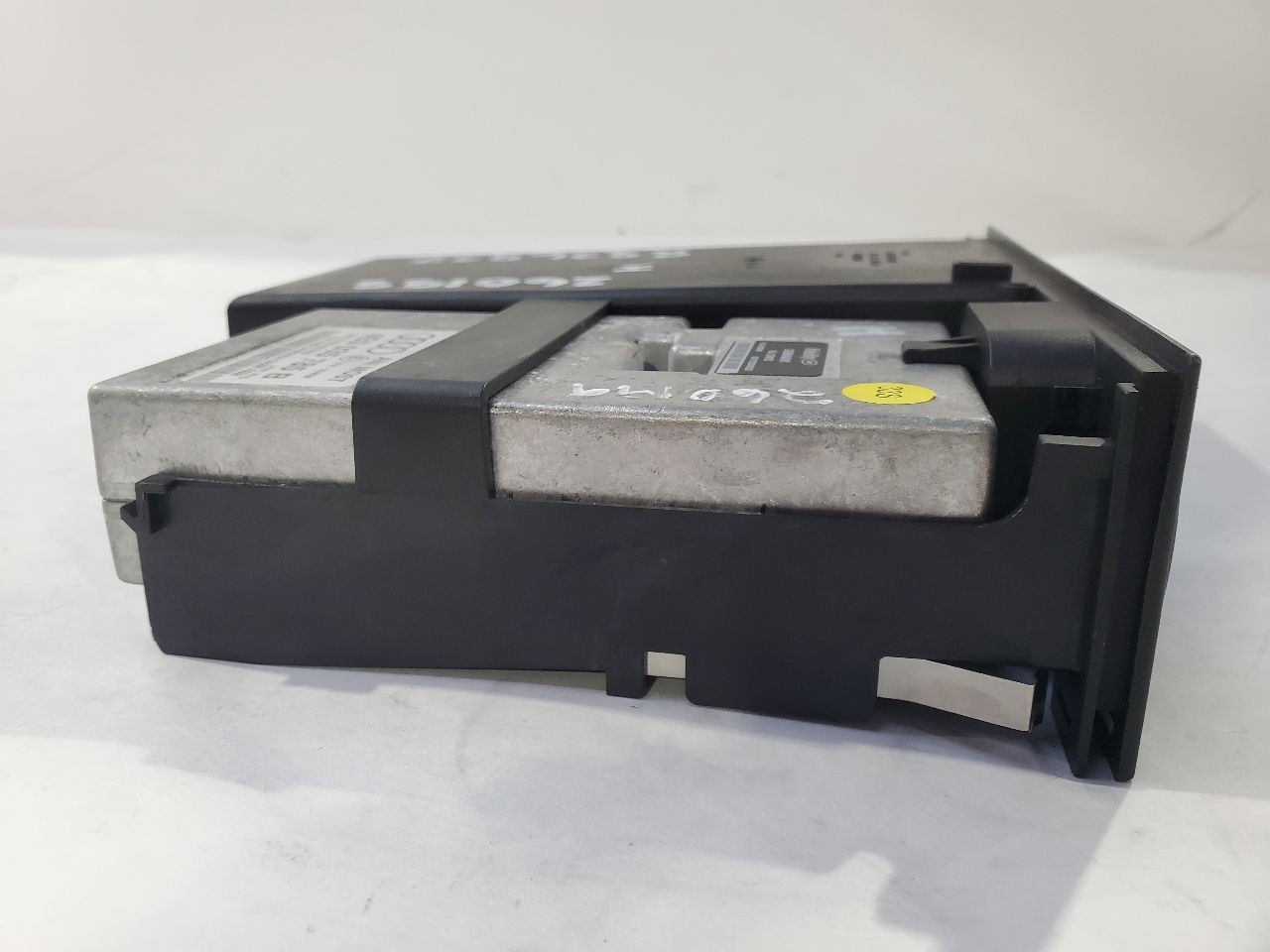 2007 Audi S8 OEM Multi Media Music Module 4E0035785B