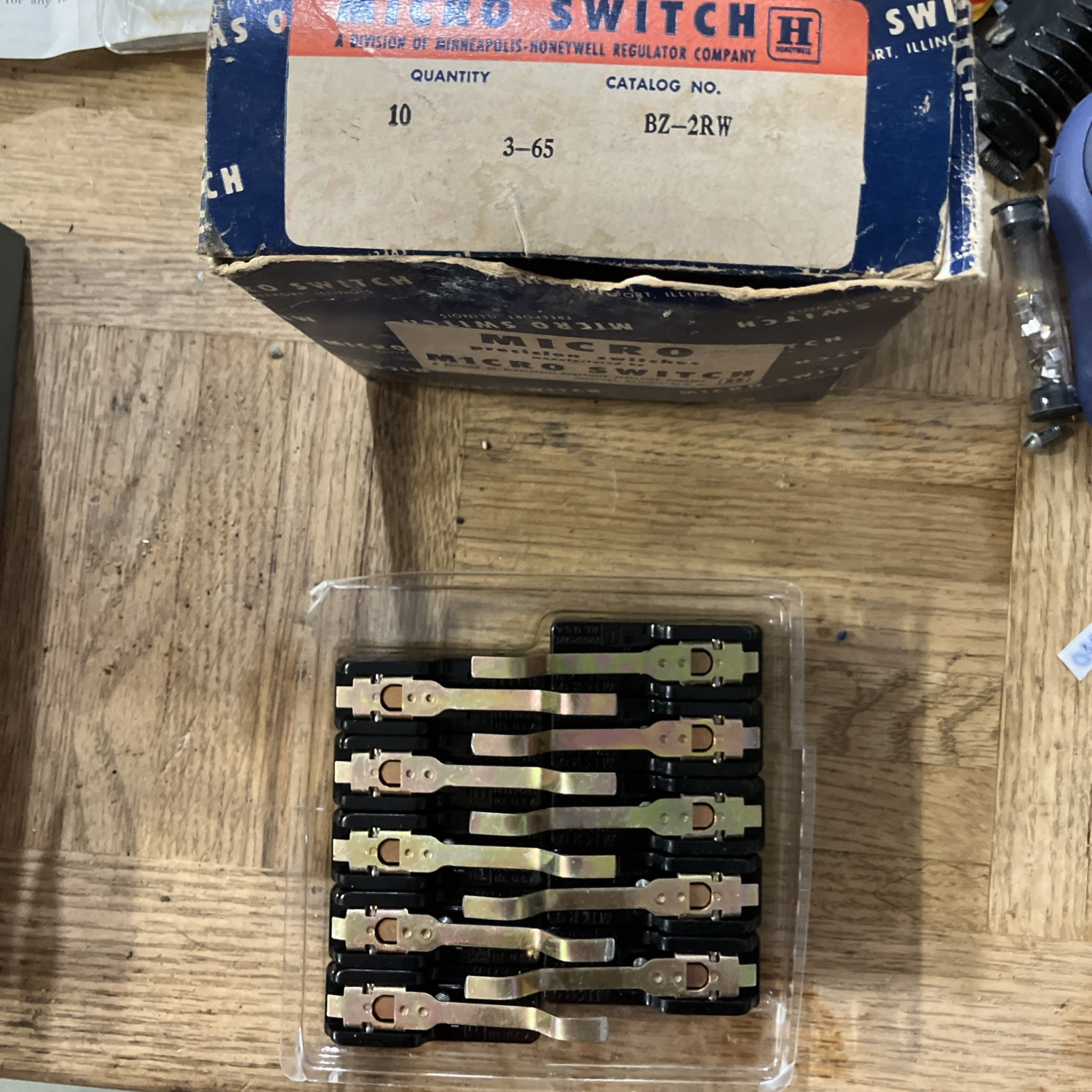 Microswitch SPDT Micro Switch Lever / Long Curved Roller Micro Switch 250V 15A