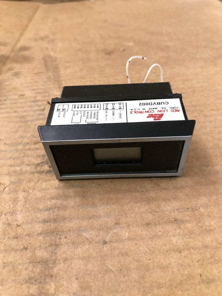 Red Lion Controls CUBVD002 Miniature DC Voltmeter 7-28VDC