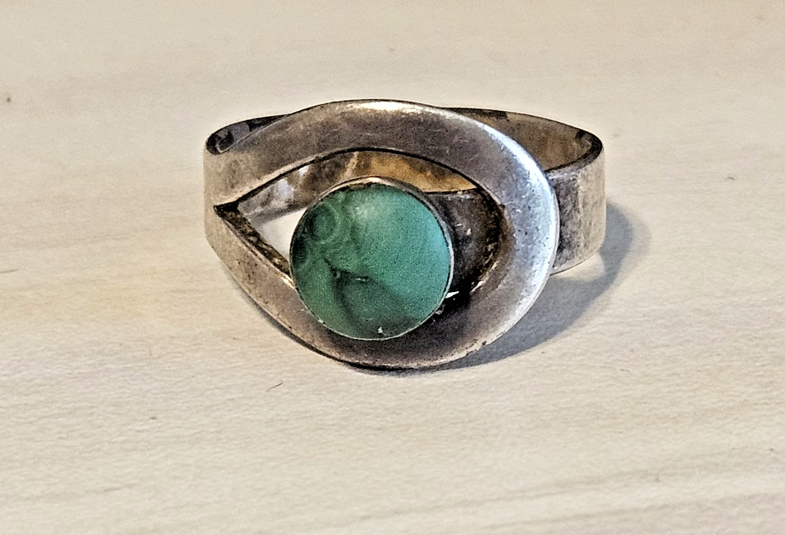 Sterling Silver Malachite Artisan Ring Size 6