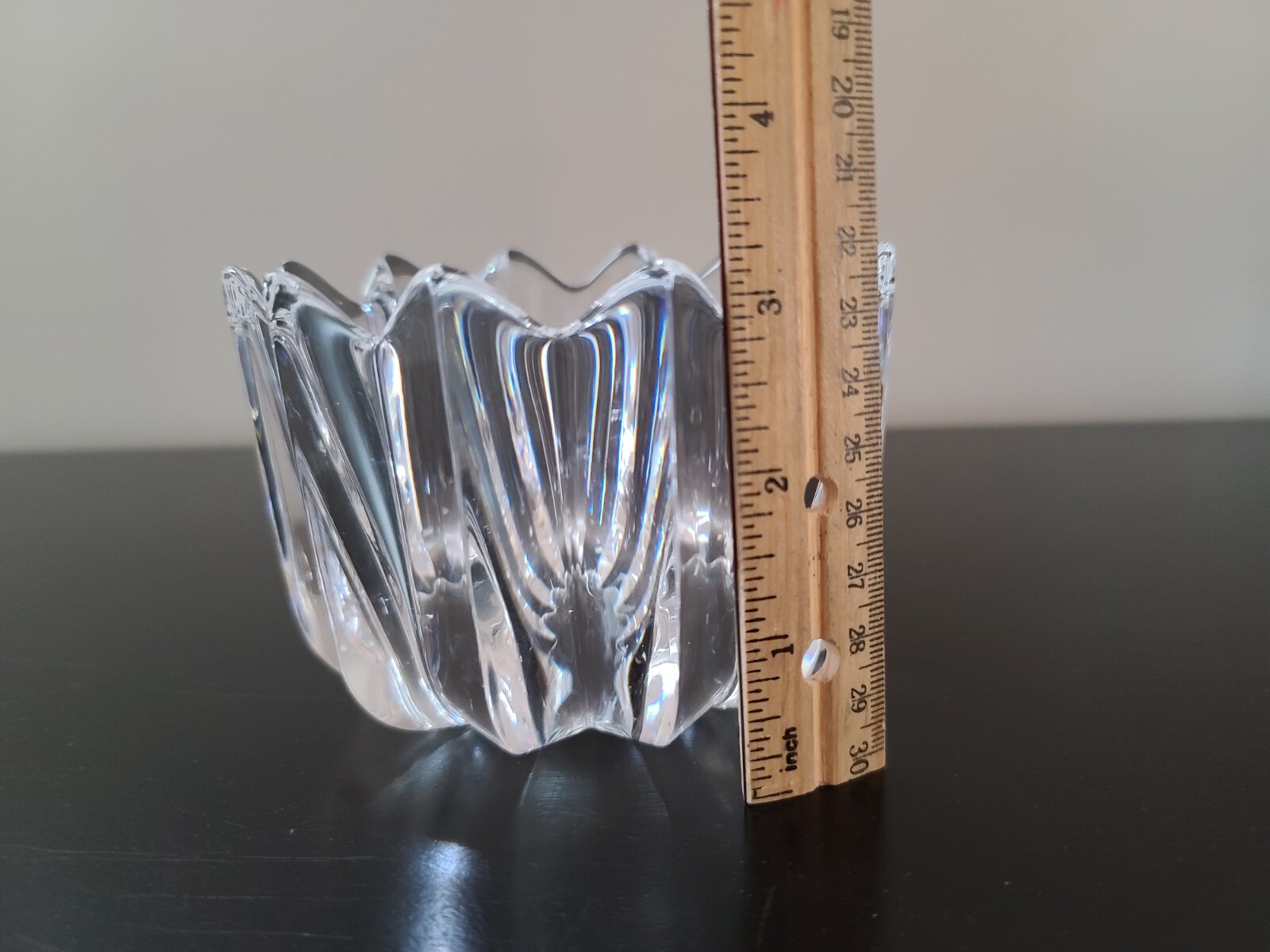 Orrefors~ Sweden~ "Fleur" Crystal Bow l~ 4 3/4" Excellent!