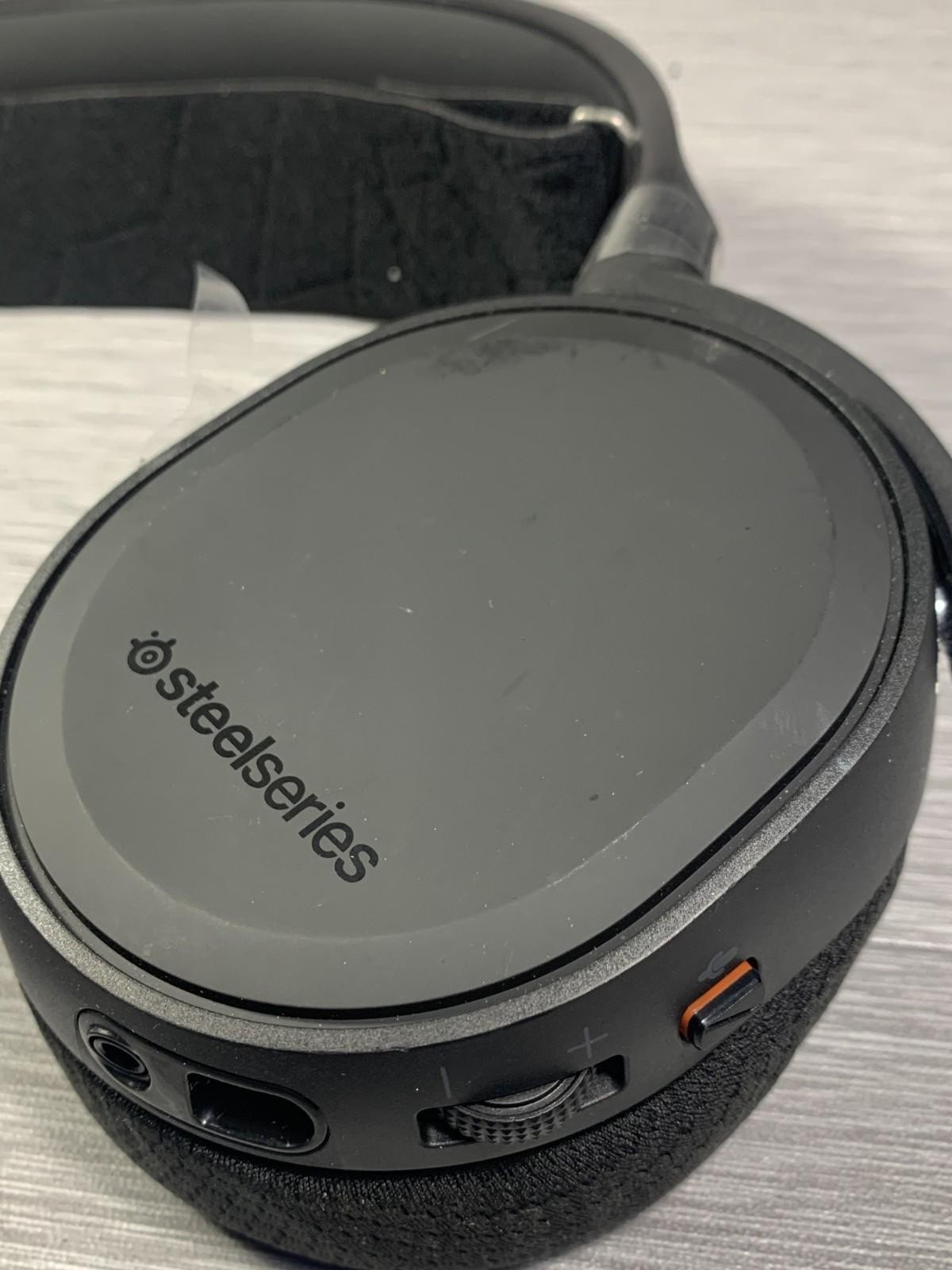 SteelSeries Arctis 3 Console Wired Stereo Gaming Headset Black