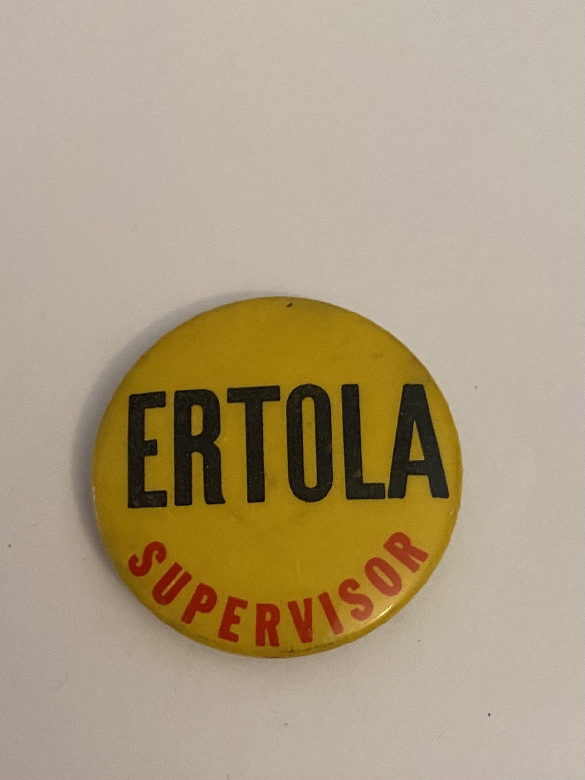Ertola Supervisor Pin Back Button P154