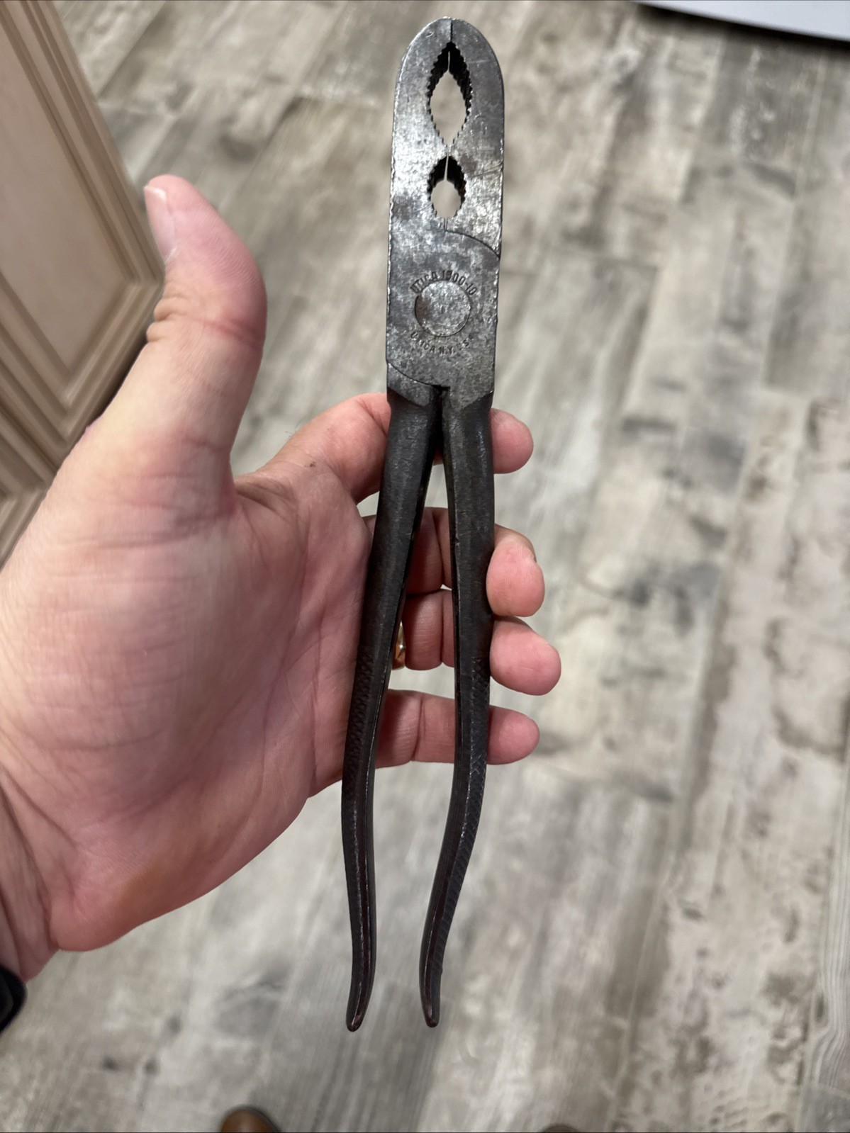 VINTAGE UTICA TOOLS NO. 1300-10 10" GAS & BURNER PLIERS GRIP USA