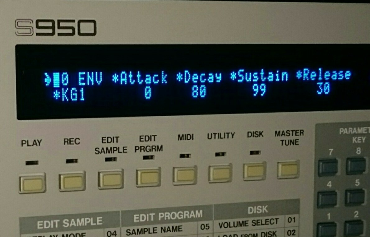 Akai S900 / S950 (Super Enhanced Black) LUX PMVA LED Display !