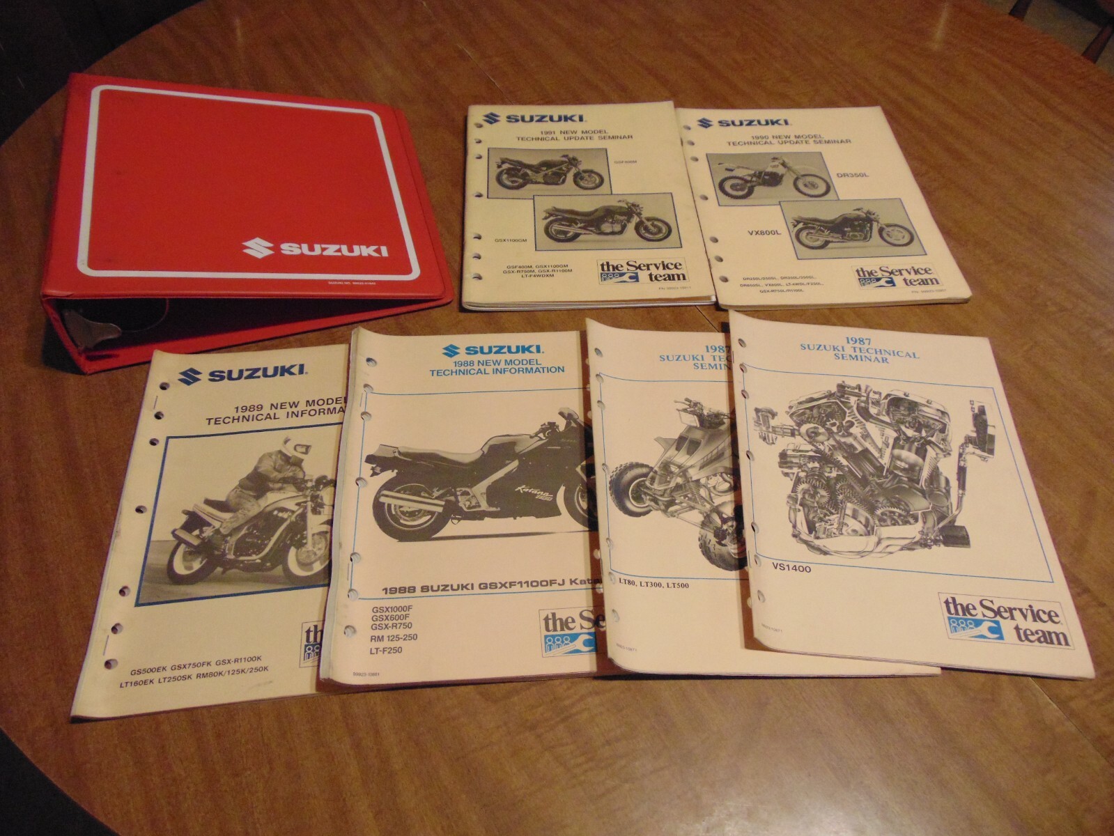 Suzuki Motorcycle ATV New Model Technical Update Seminar Manual 1991-1987 Binder
