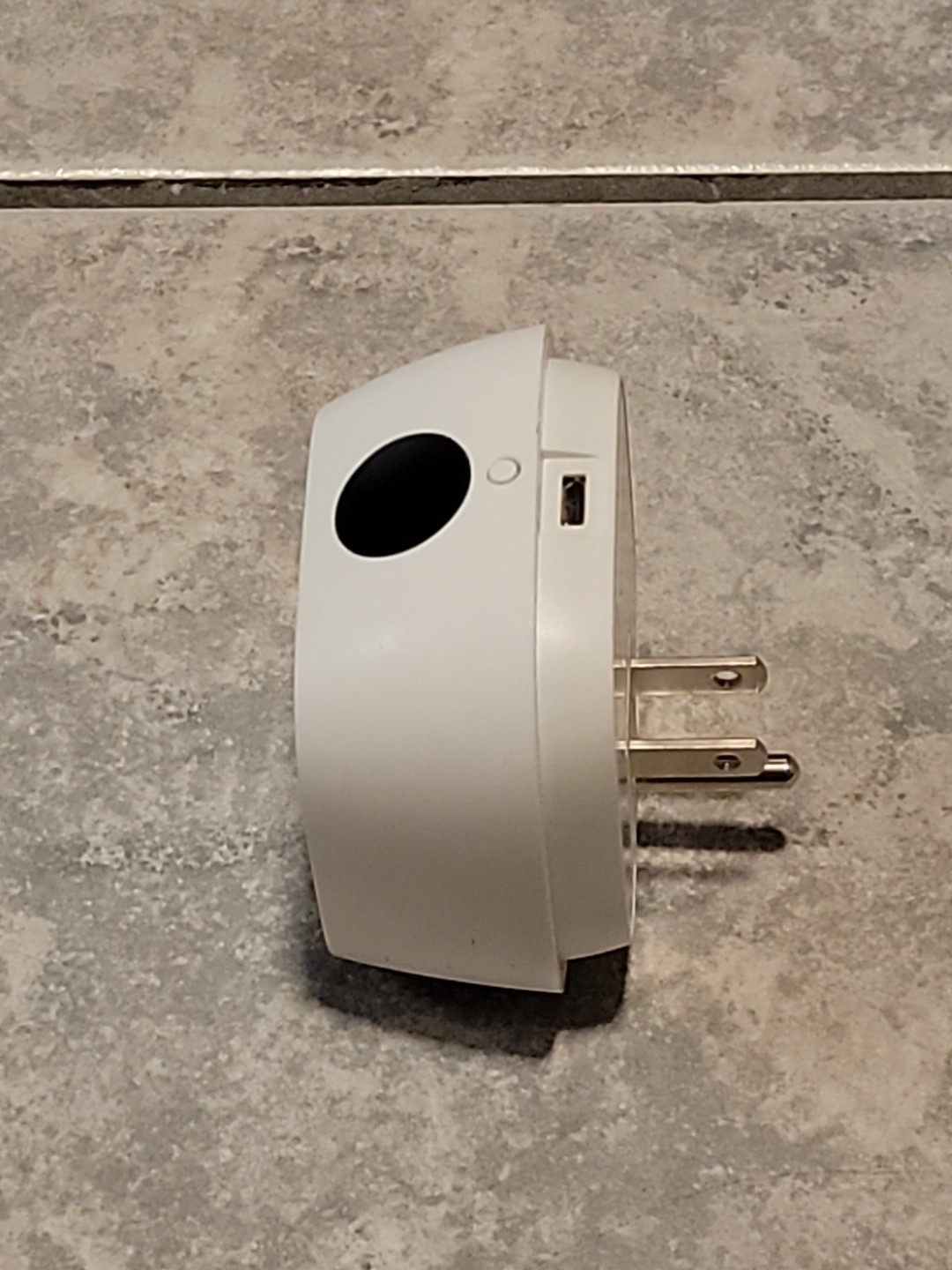 Belkin WeMo Insight Smart Switch WiFi Plug - F7C029V2