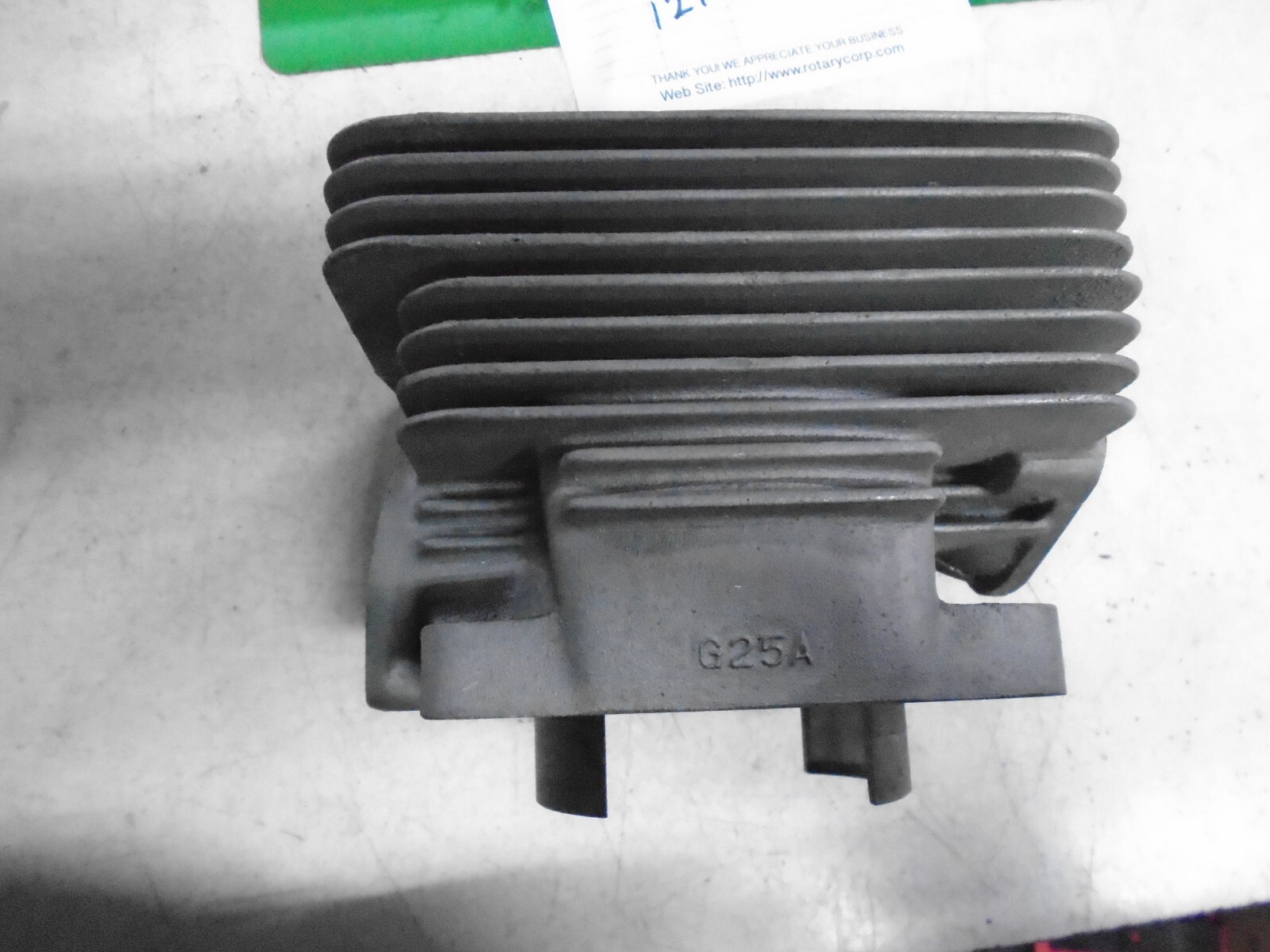 CHAPARRAL 250  G25A CYLINDER NEW TAKE OFF NOS