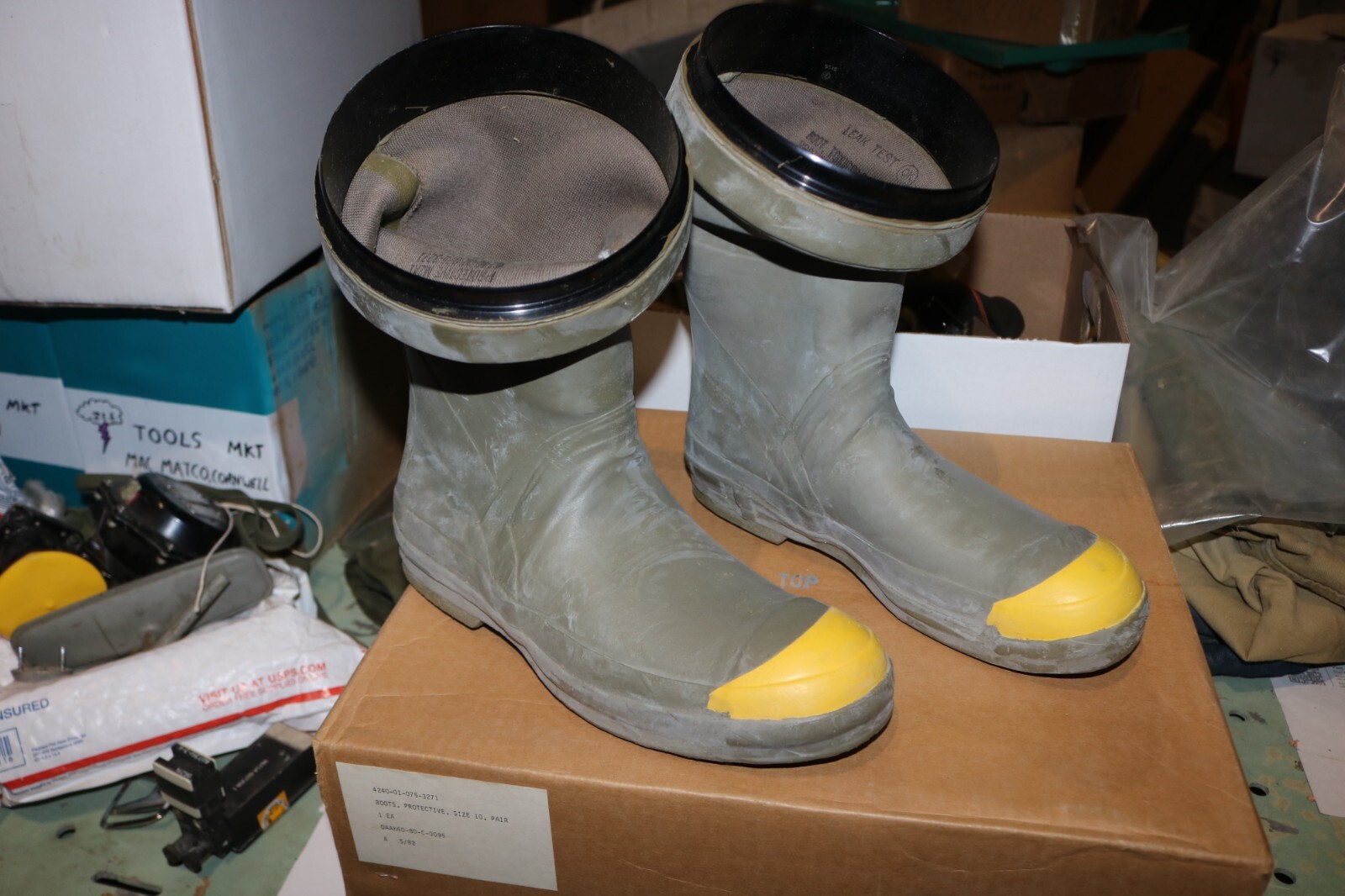 NOS USGI POTMC protective boots M2A1 type II size 10 space boots