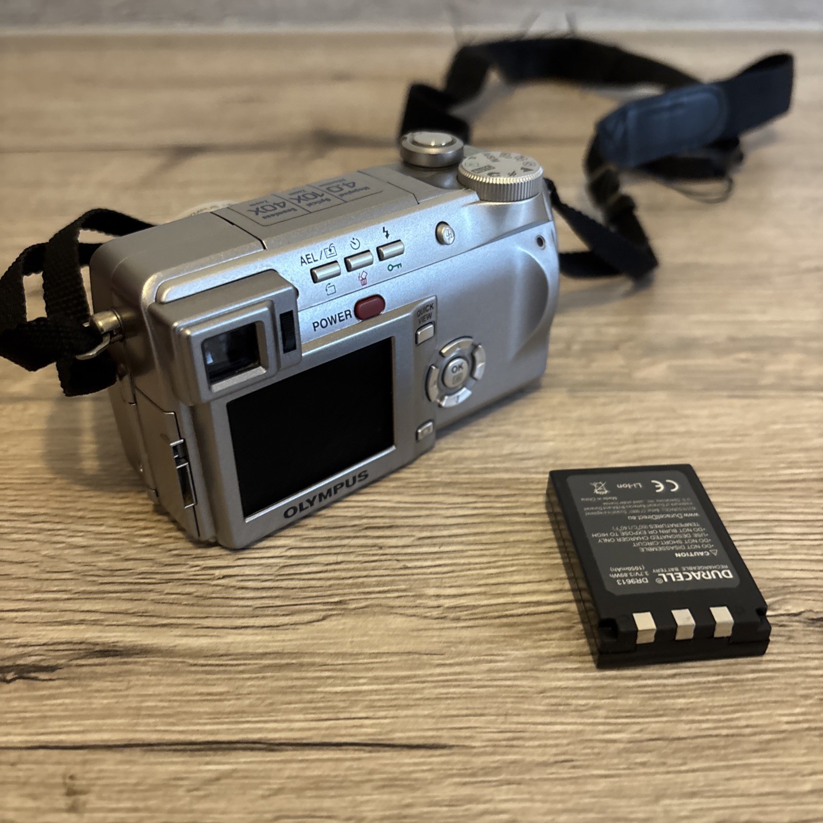 Olympus Digital Camera C-765 Ultra Zoom 4.0MP Silver Tested & Working