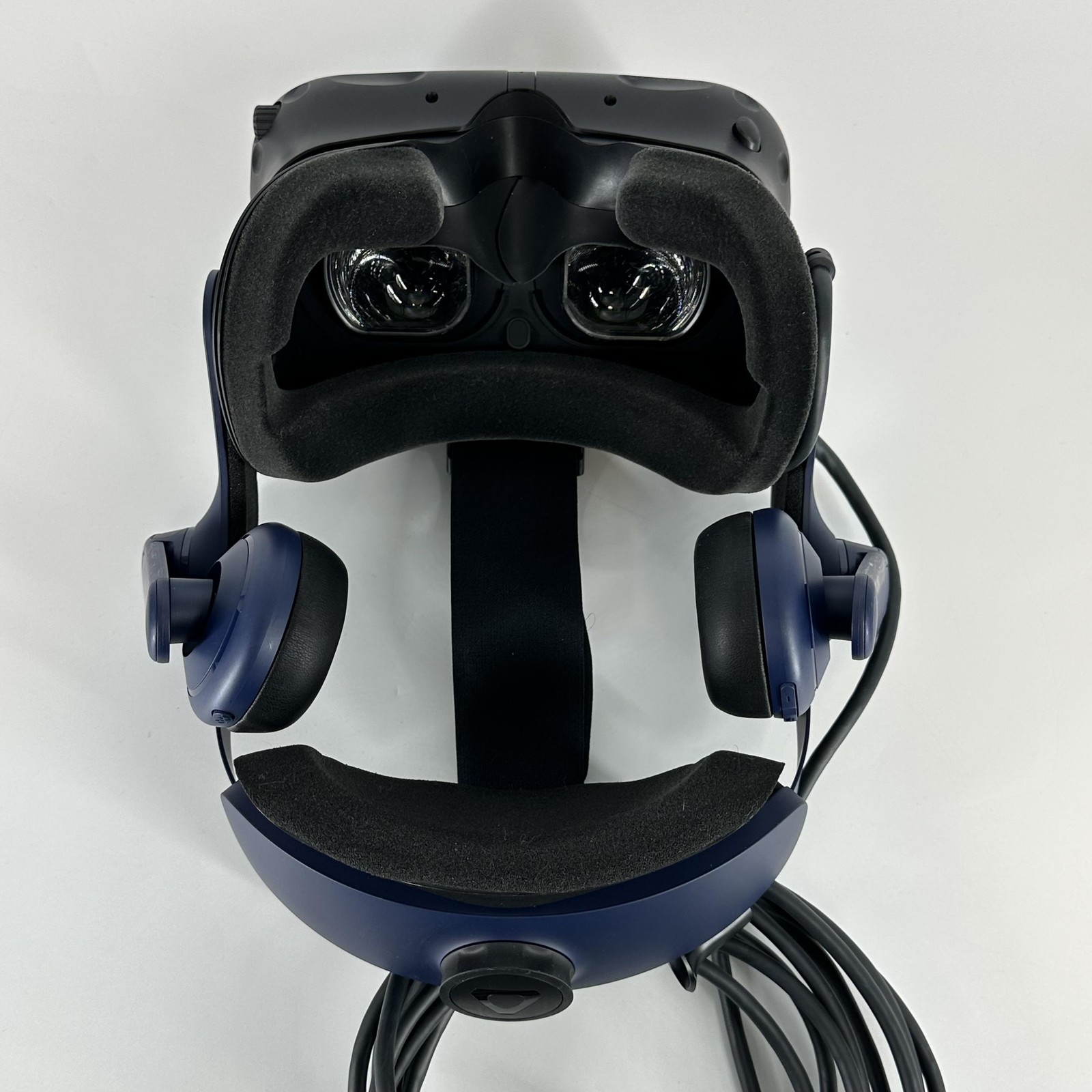 HTC Vive Pro 2 VR Headset w/ Controllers/Link Box/USB Cable- Good w/ LCD Damaged