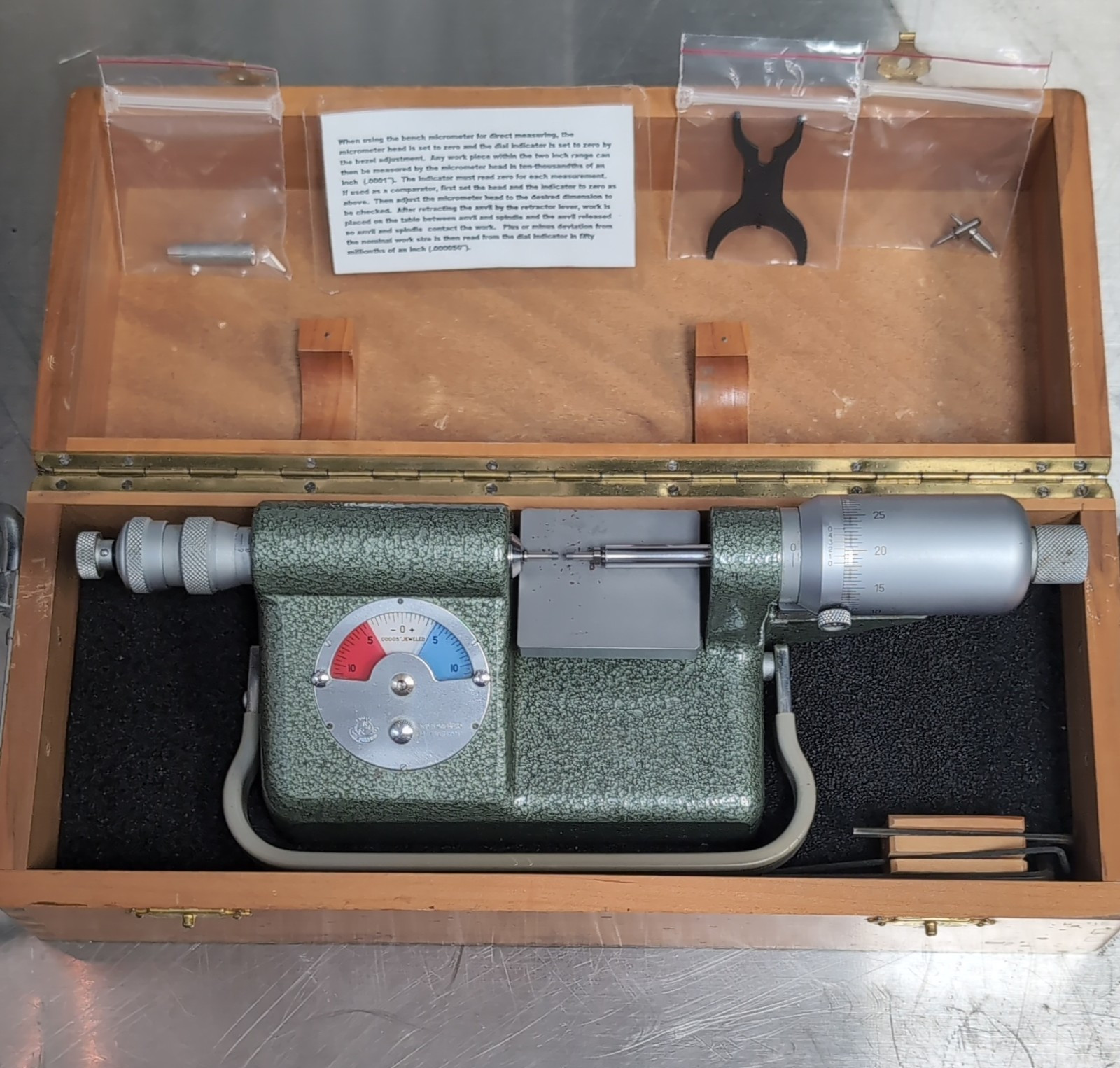 L.S. Starrett Indicating Micrometer No. 649 0-1 in 0.00005 in Resolution