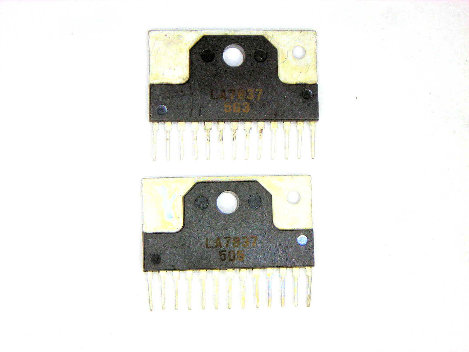 LA7837  "Original" SANYO  13P SIP IC  1  pc