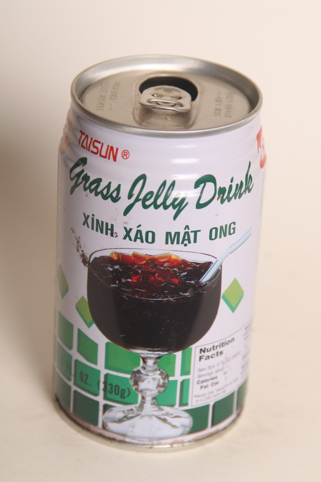Grass Jelly Drink soda can - 10.8 oz