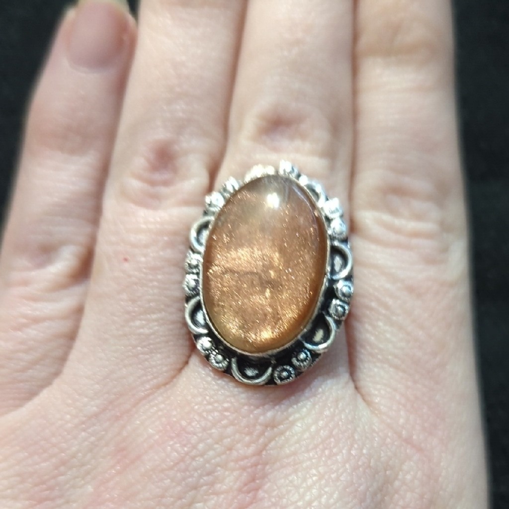 Silver Plated Peach Sunstone Gemstone Oval Statement Ring - Size 8.75