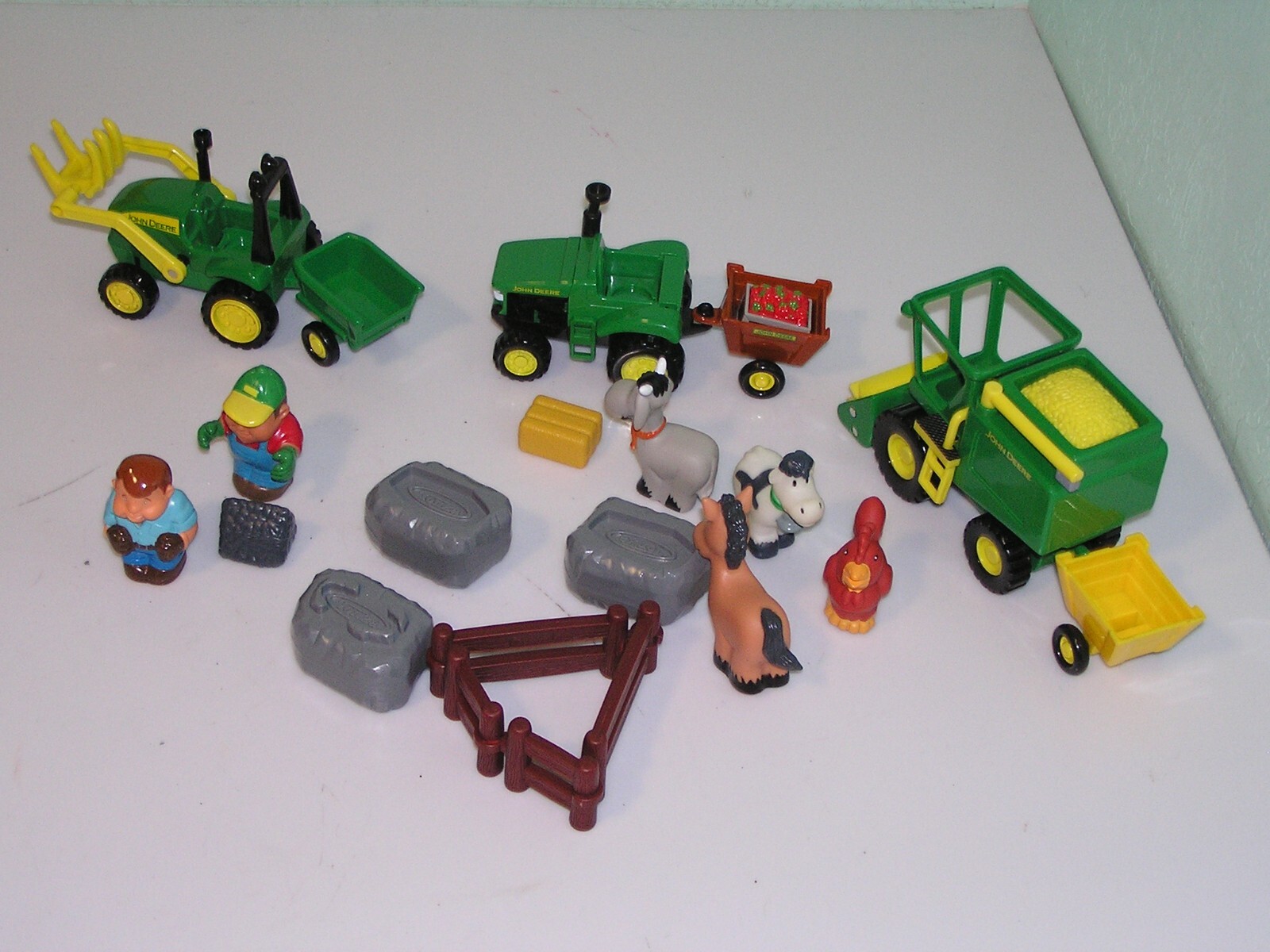 Lot of Chunky JOHN DEERE Farm Tractors interactive Figure Animals Playset Toys