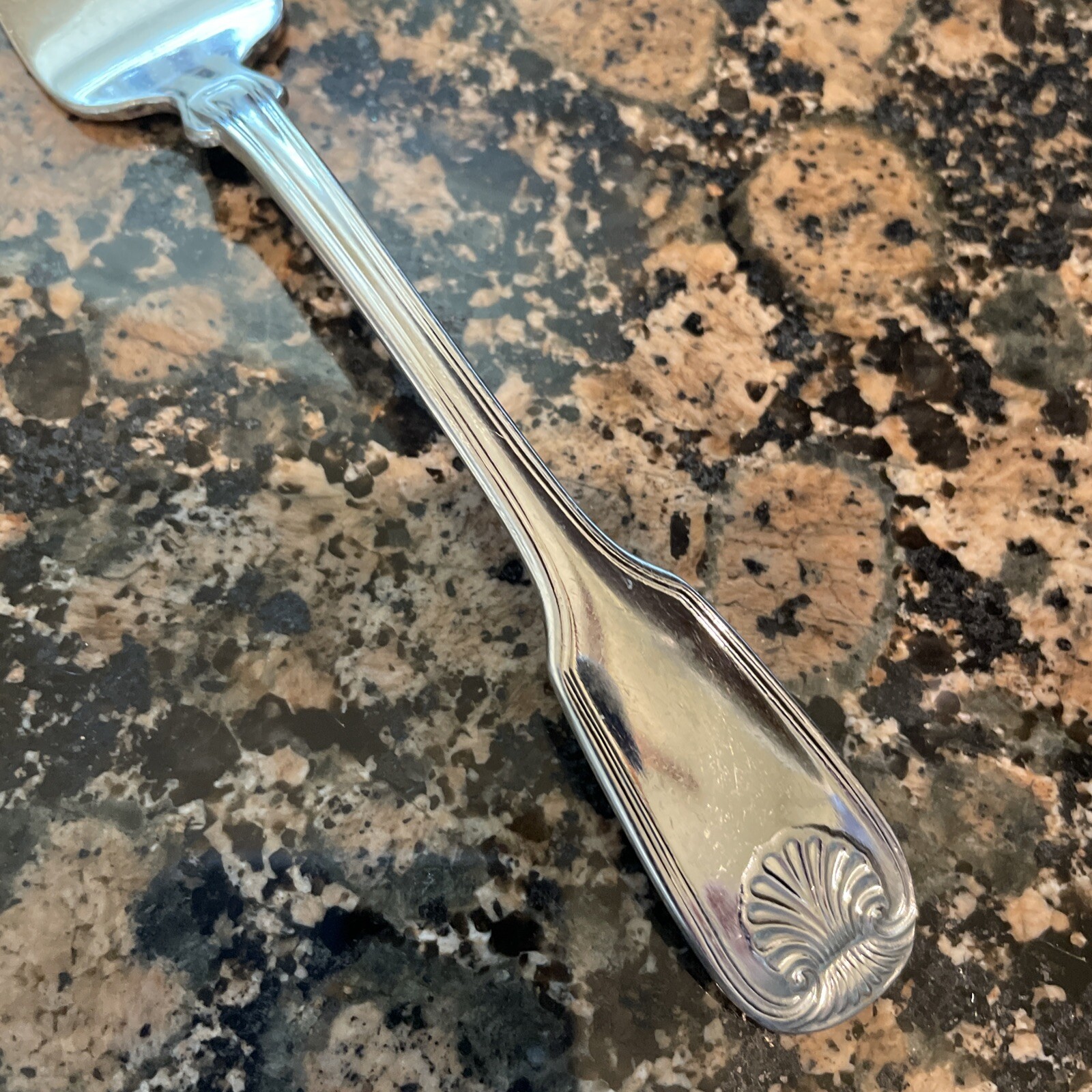Reed & Barton Colonial Shell Stainless Silverware Flatware YOUR CHOICE