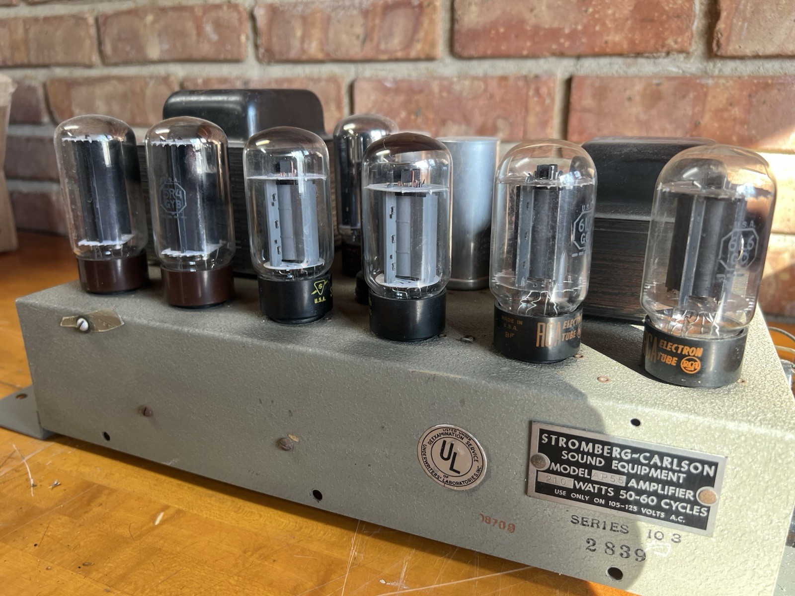 TOA 900 Series Amplifier P-924A