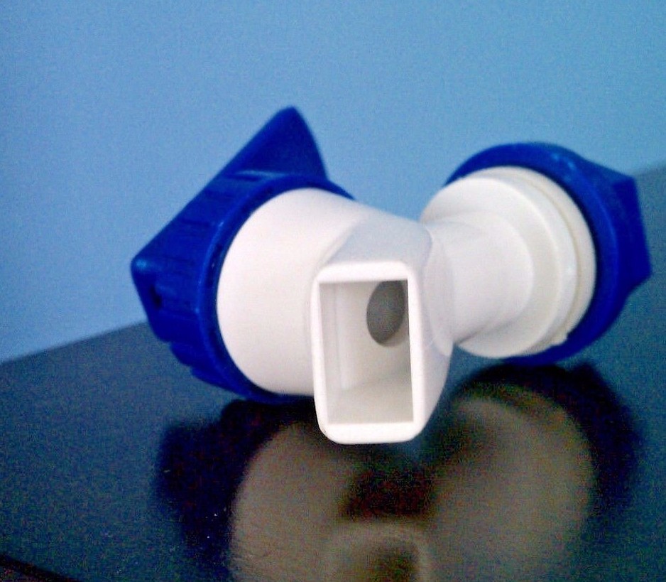UNIVERSAL FAUCETS / VALVE