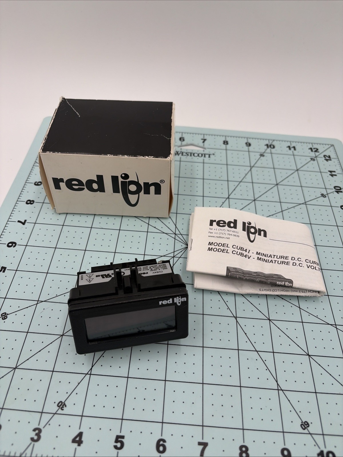 Red Lion Miniature DC Voltmeter Model CUB4V020