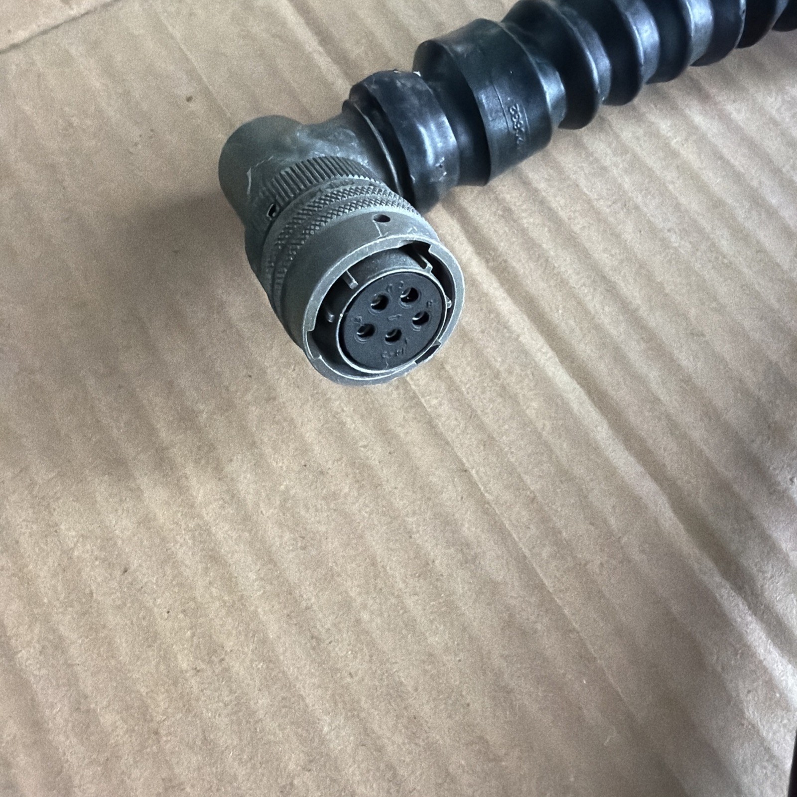 SureFire HellFighter UH-01D Light Cable Kit with Hand Grip Switch