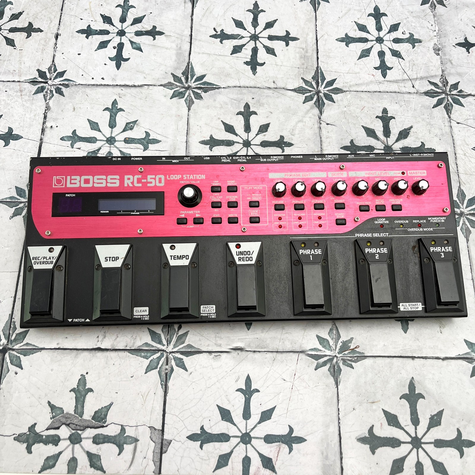BOSS RC-50 Loop Station Looper Effects Pedal #13515