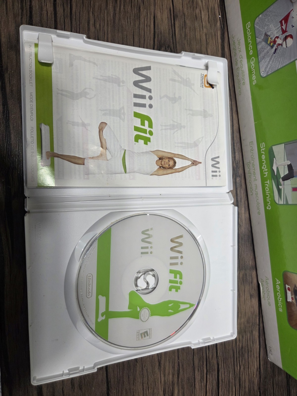 Nintendo Wii Fit + Wii Balance Board Bundle