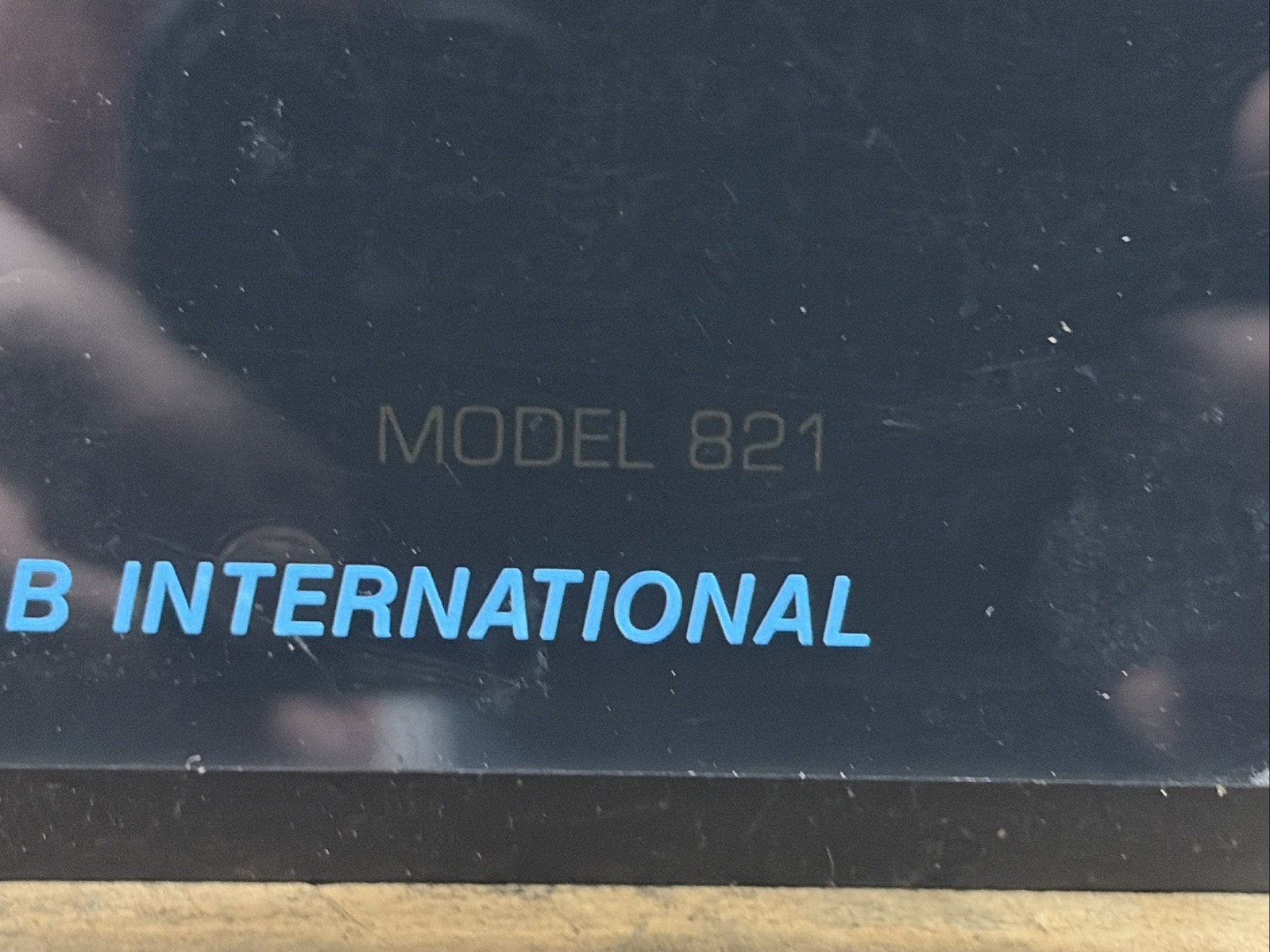 AB International 821 Amplifier