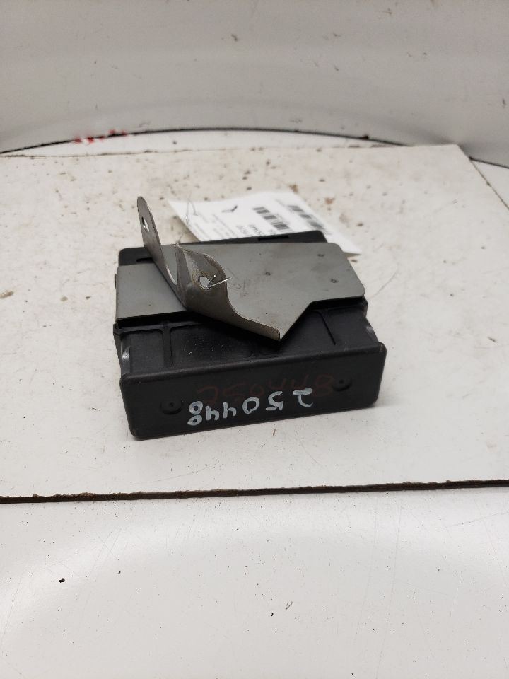 2010 Subaru Legacy Control Module OEM 1384840
