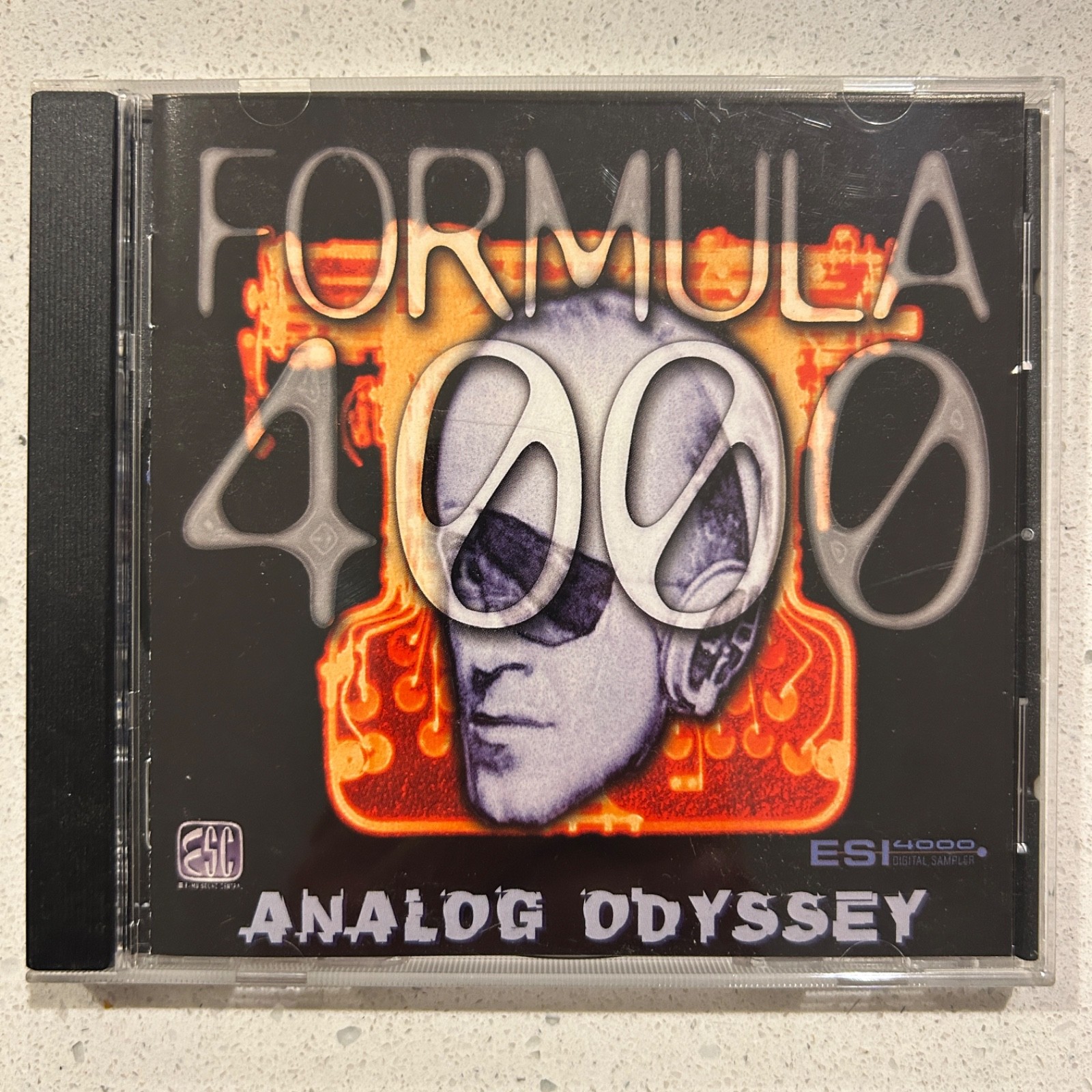 E-MU Sound Central - Formula 4000 Analog Odyssey - Sample CD [ESC-5302]  1997